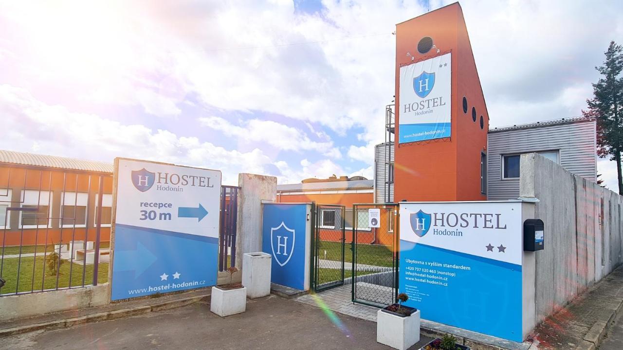 Hostel Hodonín Eksteriør billede