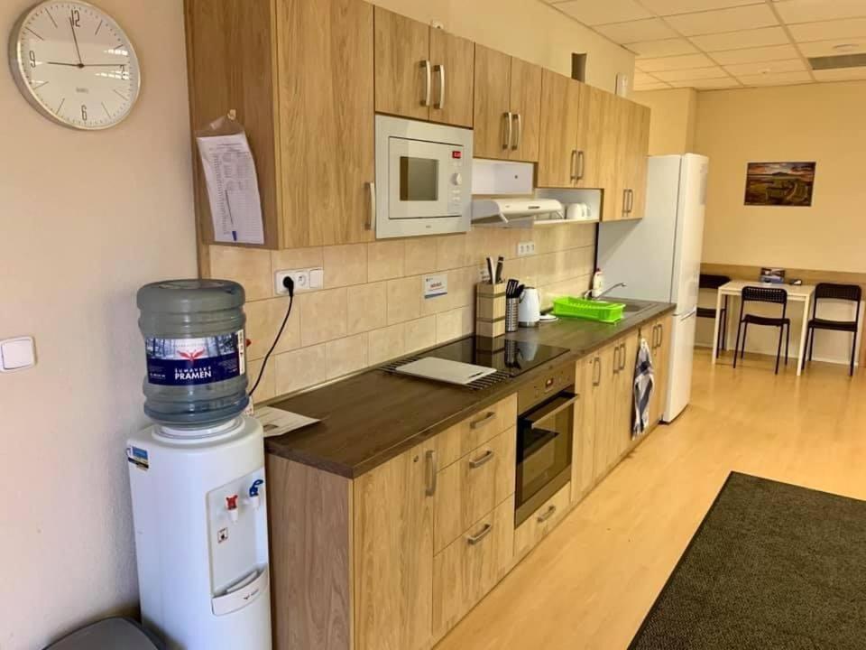 Hostel Hodonín Eksteriør billede